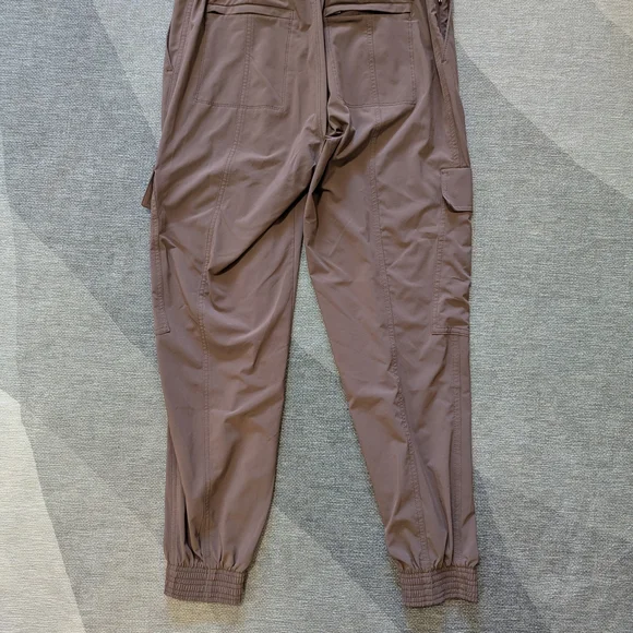 Athleta Chelsea Utility Jogger Elastic Waistband - Picture 7 of 11